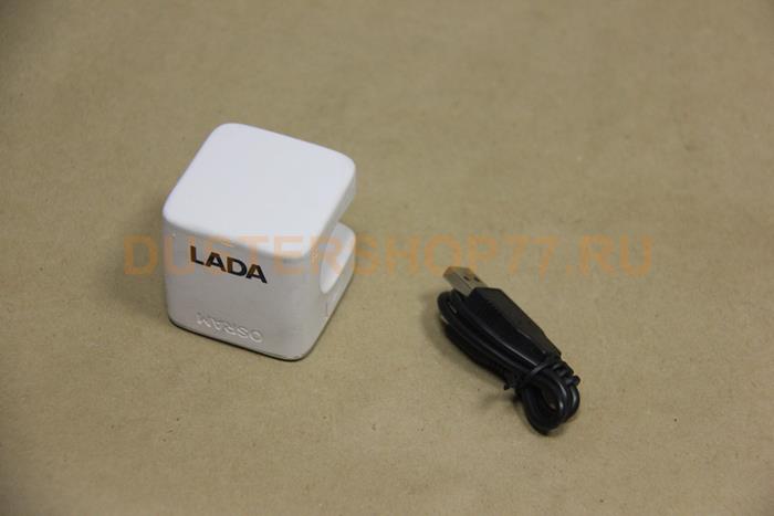 Светодиодный фонарь с логотипом LADA (чёрный корпус)Светодиодный фонарь OSRAM с логотипом LADA (белый корпус)
