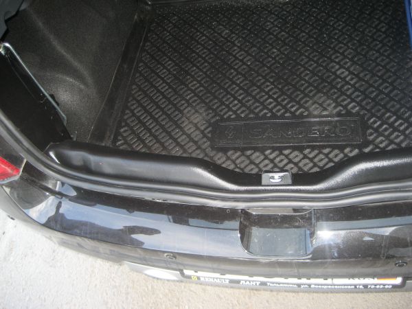 Порожек "KART RS" (накладка на порог багажника) Сандеро