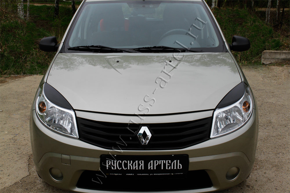 Накладки на передние фары (Реснички) Renault Sandero 2009-